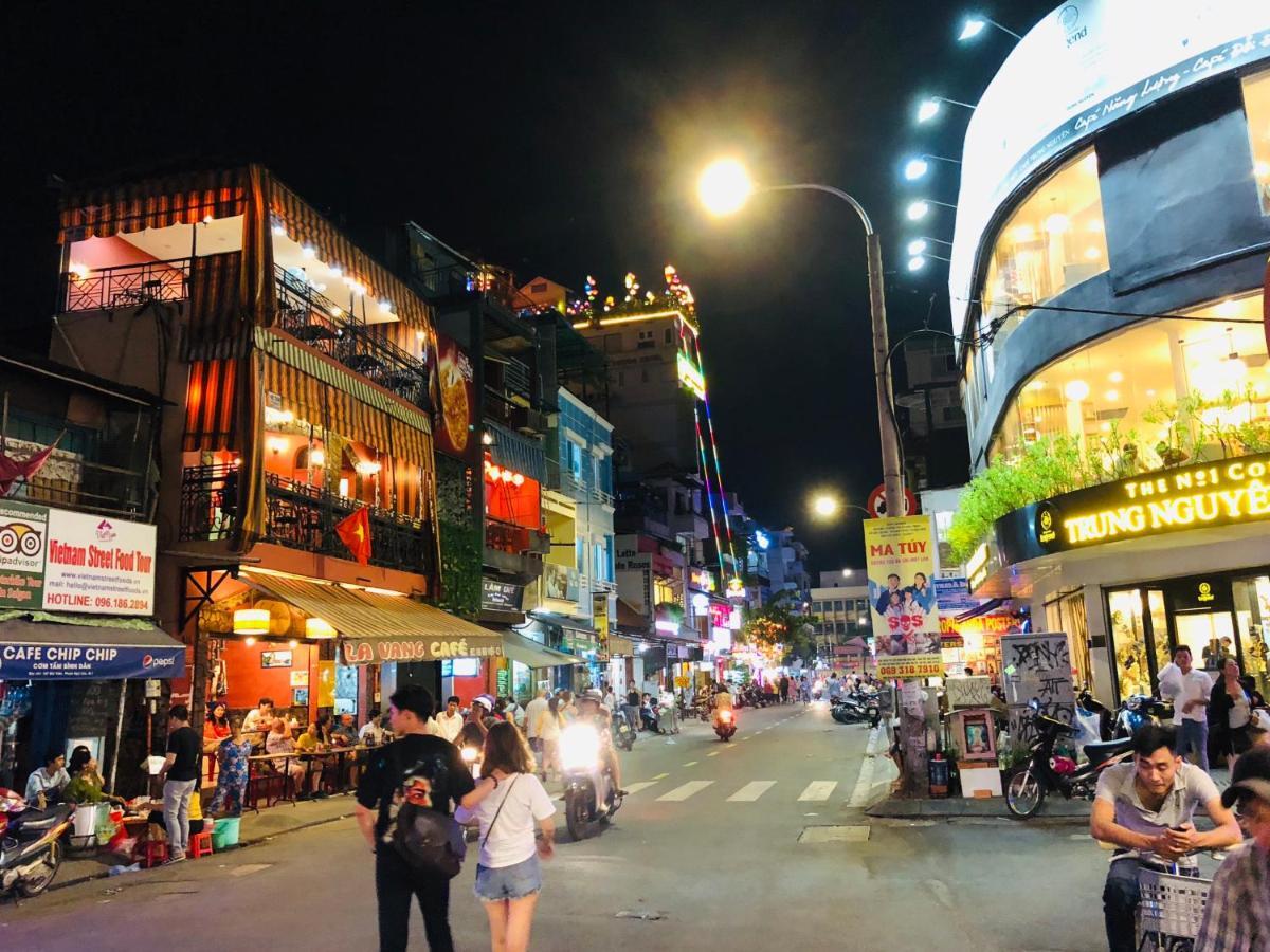 Futuristic Inn Ho Chi Minh City Exterior photo